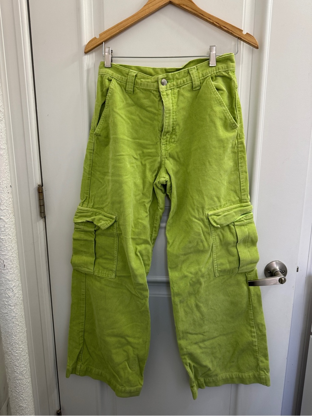 Women’s Lime Green Cargo Pants with Utility Pockets